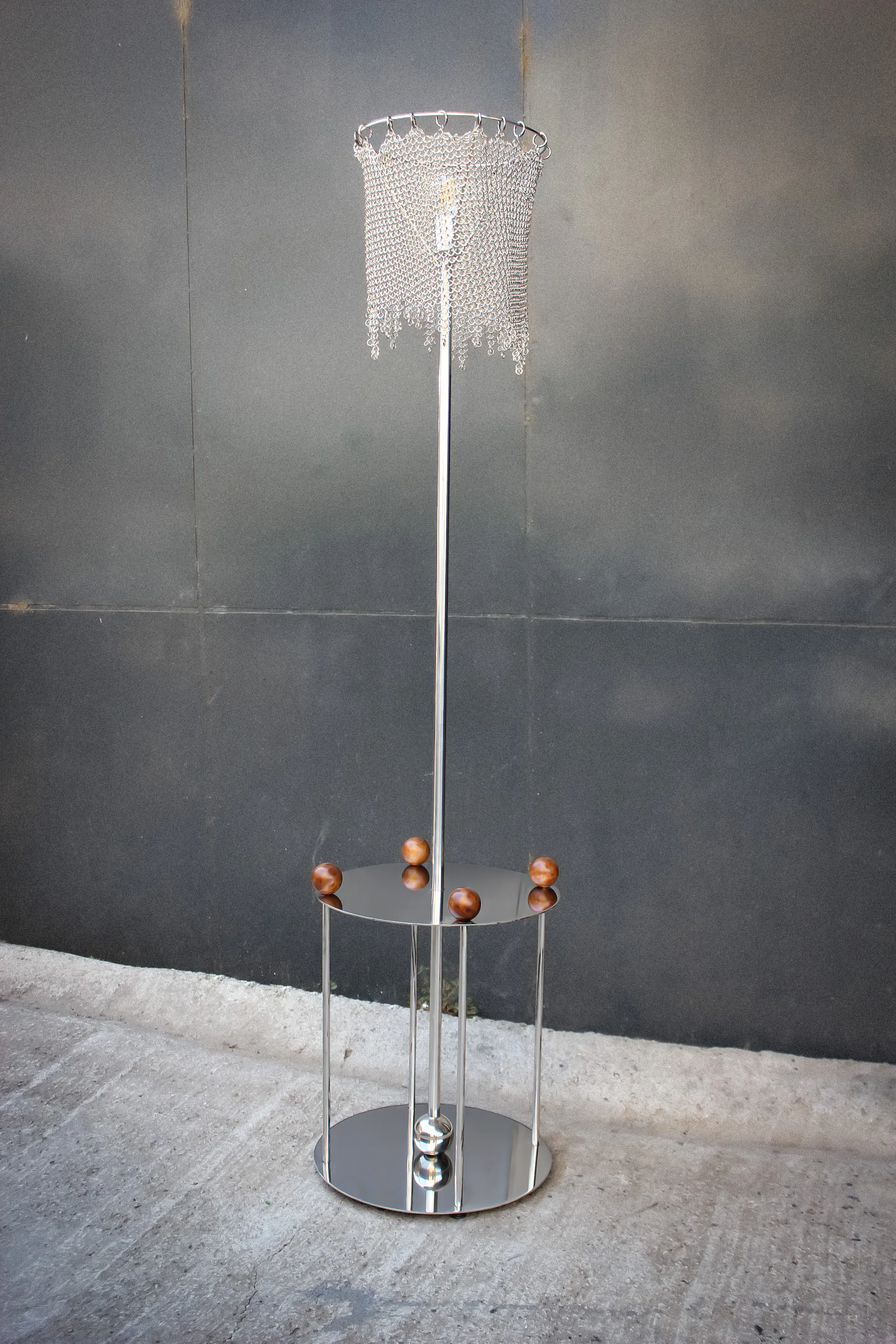 Armour Floor Lamp with Side Table — kapak görseli